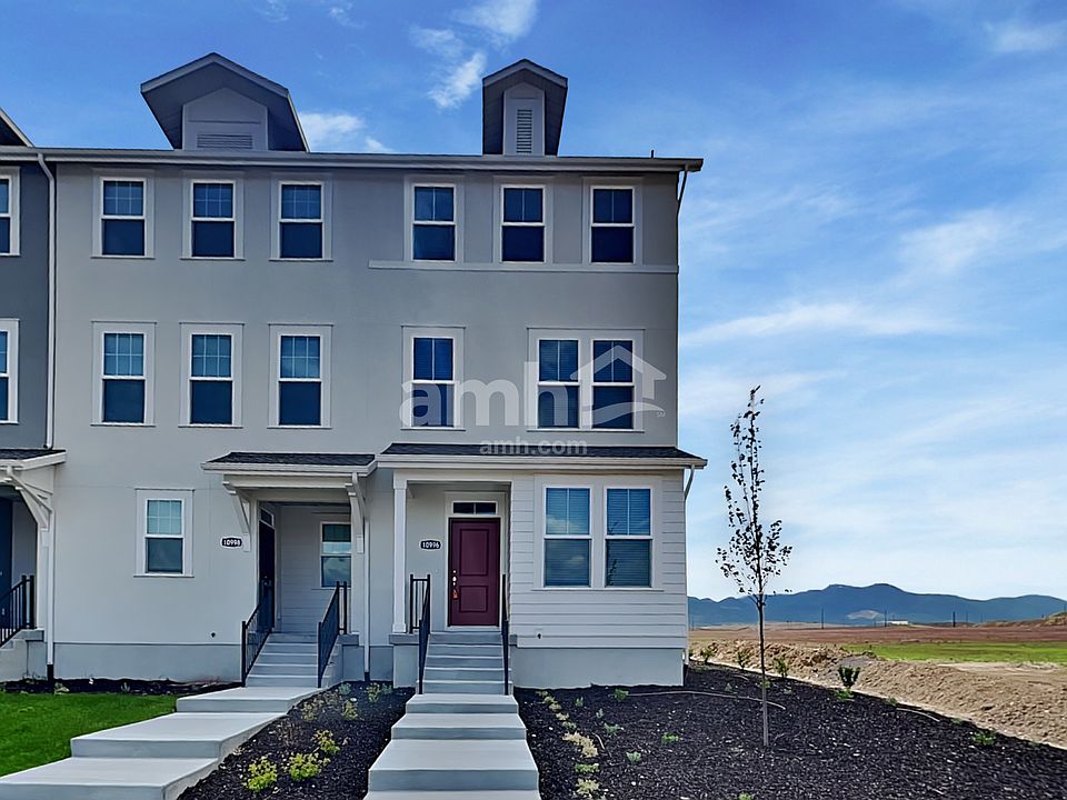 1st image of 10996 S Trocadero Ave