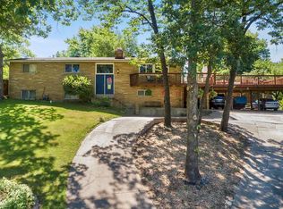 1947 W Cape Rock Dr, Cape Girardeau, MO 63701