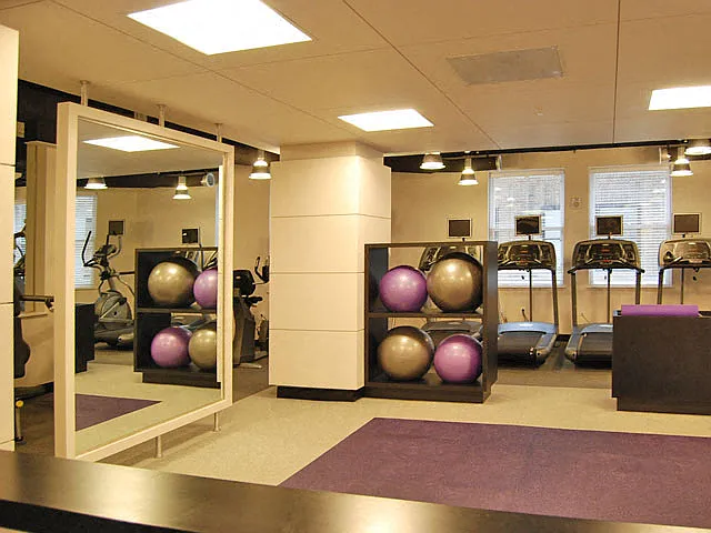 24-hour fitness