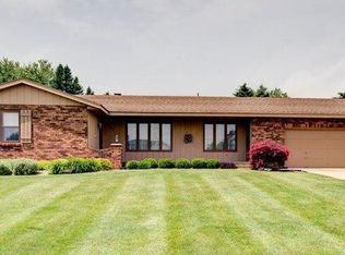 6945 Bliss Ct SW, Grandville, MI 49418
