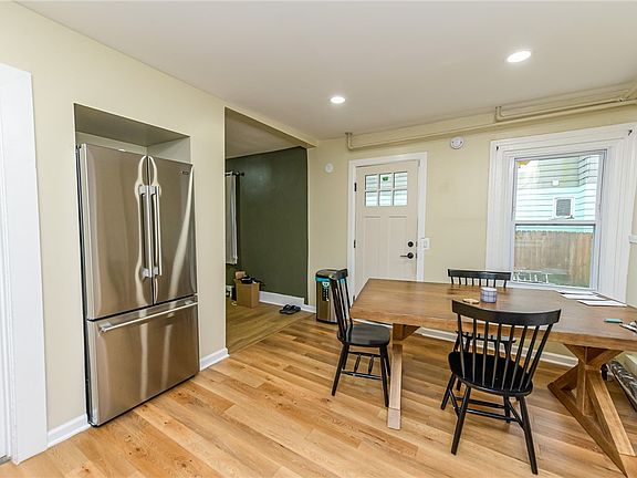 5th image of 53 Jones Ave