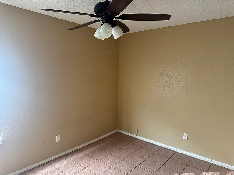 2212 Tierra Bonita Way — Photo 4
