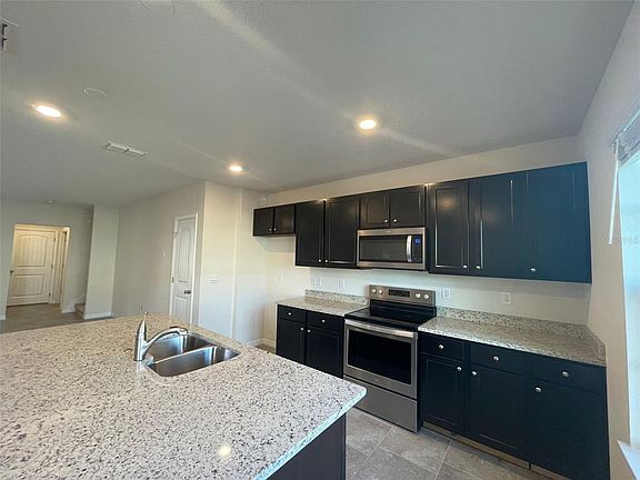 4th image of 10119 SALT POINT DRIVE