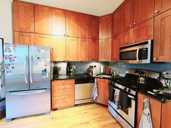 5th image of 59 Clifton Pl APT 1R