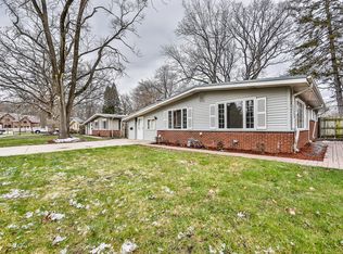 1434 Magnolia St, Glenview, IL 60025