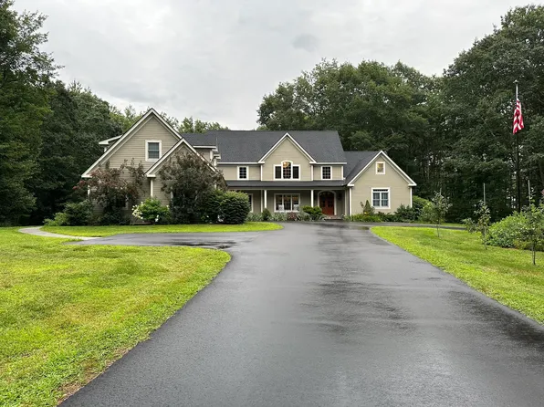 1390 North Berwick Road, Wells, ME 04090