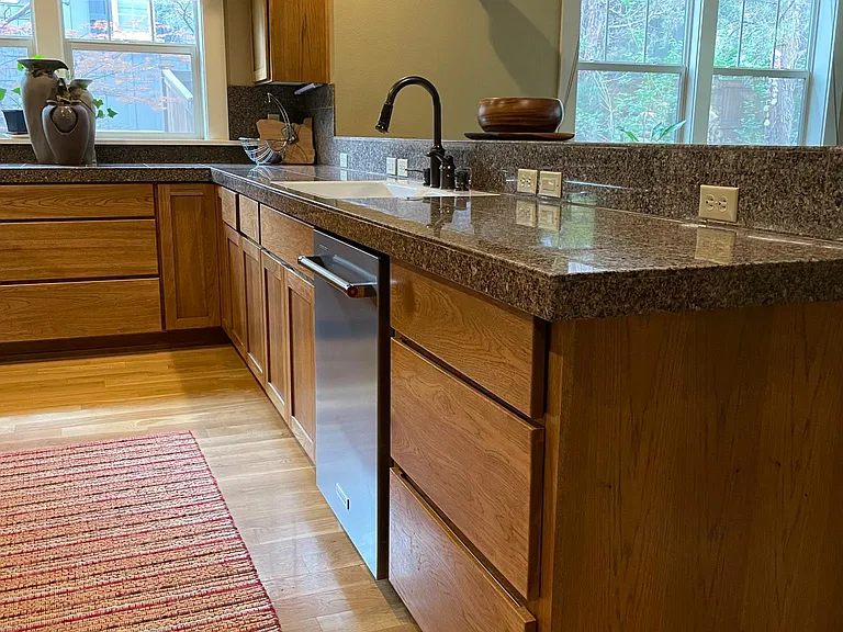 837 Yosemite Dr — Photo 17