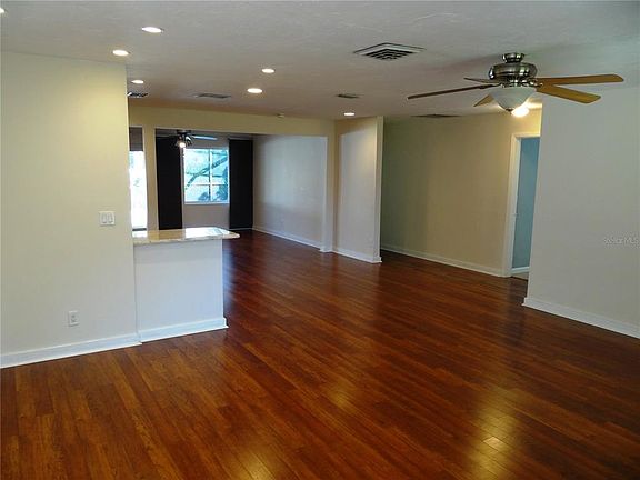 4th image of 13721 88th Ave