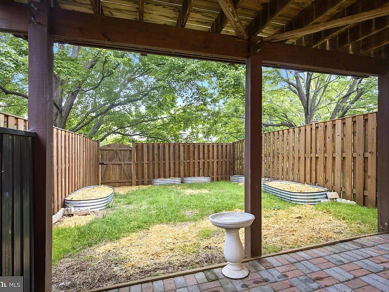 508 Palmspring Dr — Photo 42