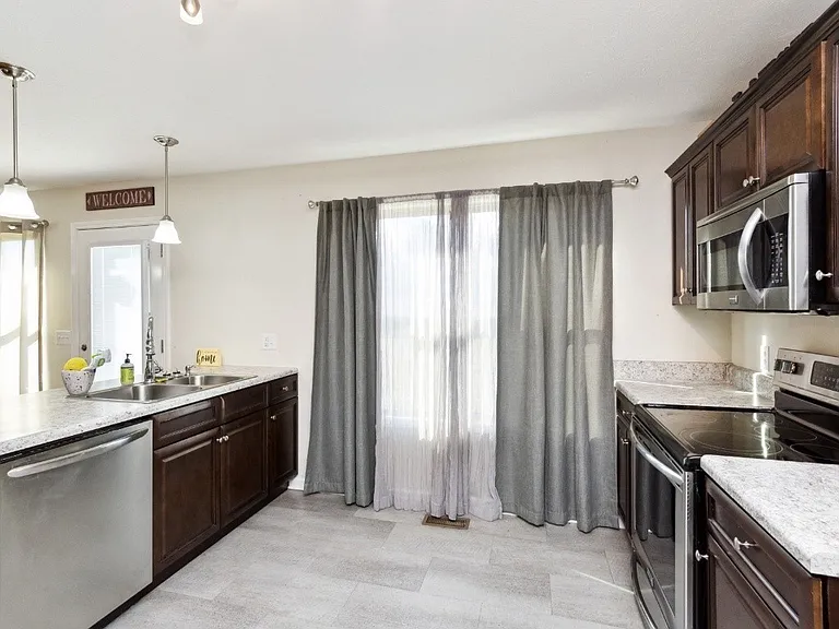 1419 Leaf Ln — Photo 15