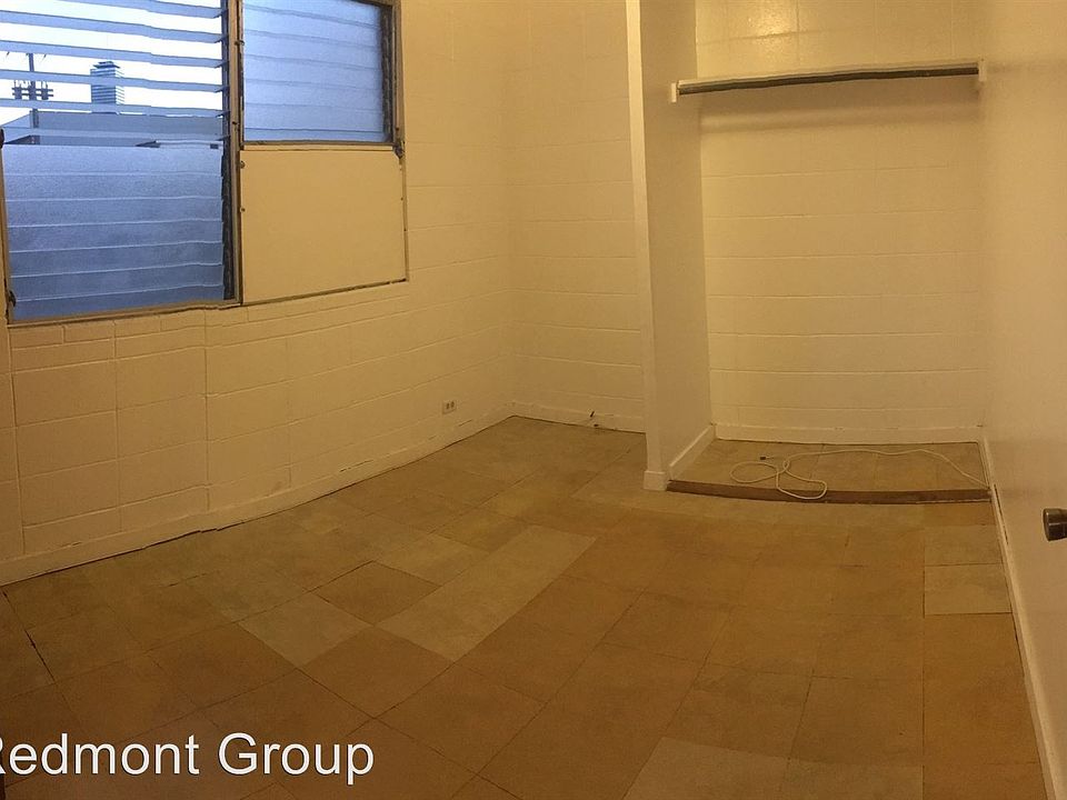 2nd image of 1926 S King St APT 21