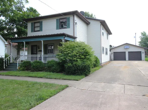 78 E 1st St, El Paso, IL 61738