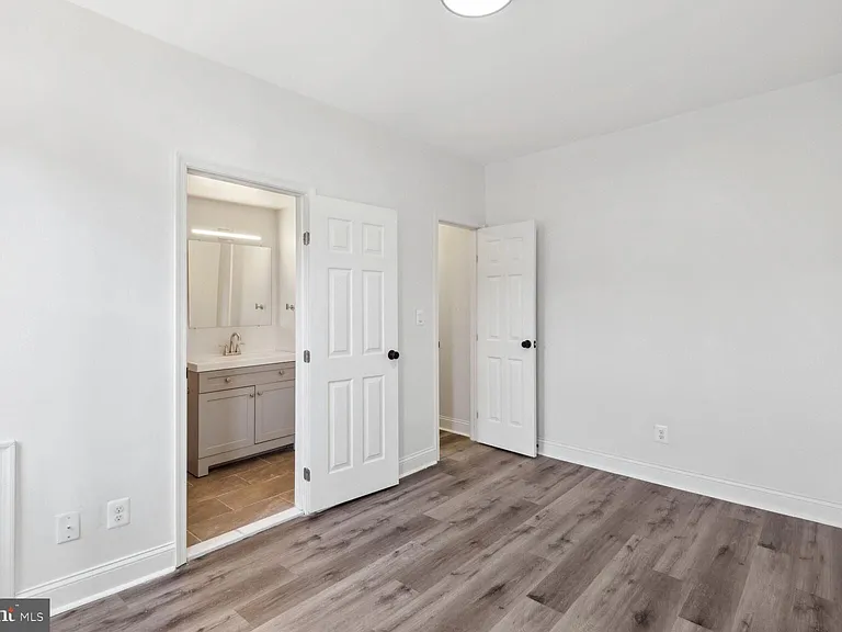 502 S Haven St — Photo 6