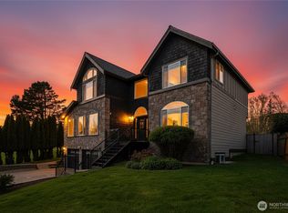 2598 Lakeridge Dr, Ferndale, WA 98248