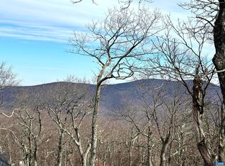 82 Pedlars Edge Dr, Roseland, VA 22967