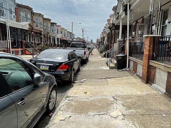 3rd image of 3332 N Lee St #1