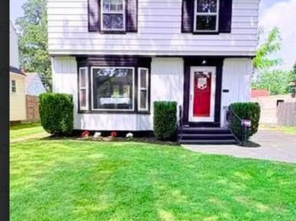 17706 Ponciana Ave, Cleveland, OH 44135