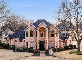 915 Hilton Dr, Mansfield, TX 76063