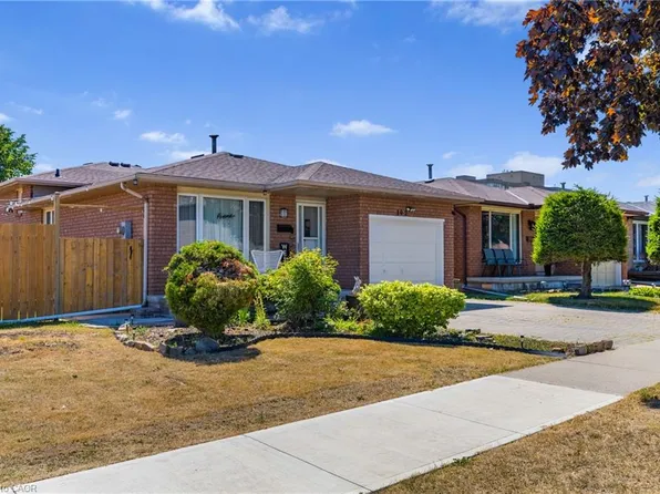 102 Juniper Dr, Hamilton, ON L8E 4G6