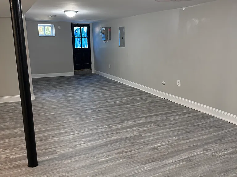 798 N Grantley St — Photo 16
