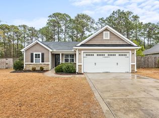 408 Ridgeway Dr, Sneads Ferry, NC 28460