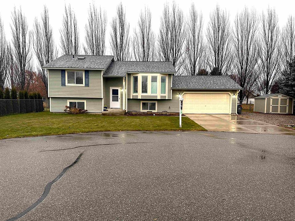 1st image of 18917 E Augusta Ln