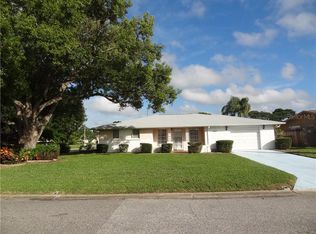 7517 Lotus Dr, Port Richey, FL 34668