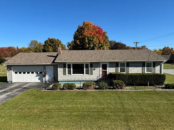 2 Charles St, Swanton, VT 05488