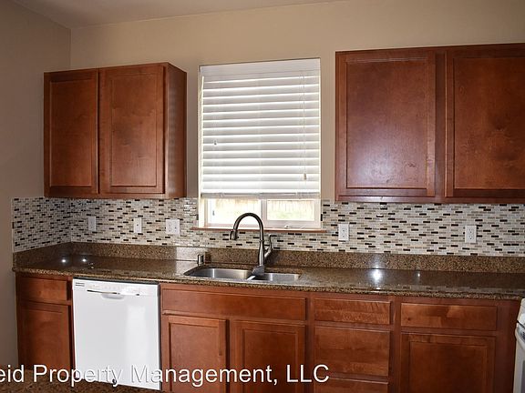 5th image of 3243 NE Louann Ct