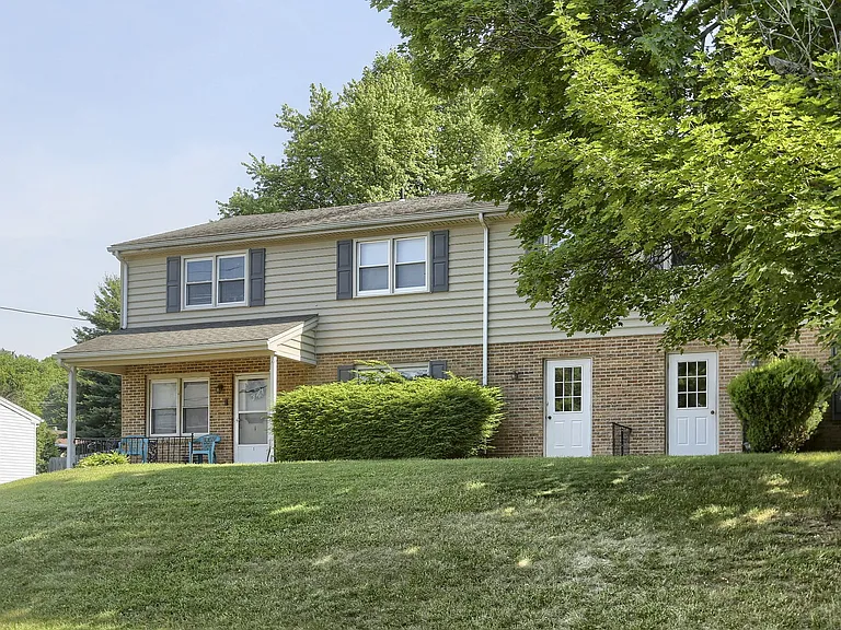 841 & 861 Bonneview Rd — Photo 12