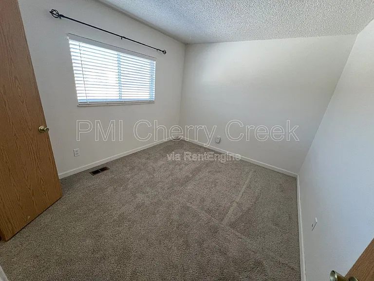 5615 S Malta St — Photo 28