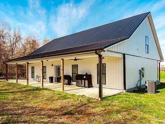 5th image of 223 Cedar Hill Rd