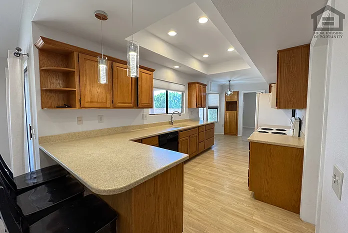 17211 N Desert Glen Dr