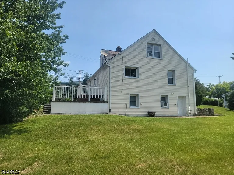 59 Troy Rd — Photo 2
