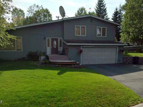 2710 Pelican Dr, Anchorage, AK 99502