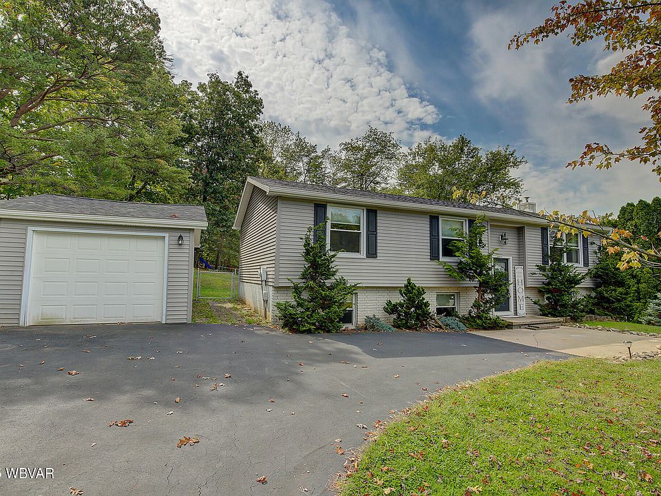 1st image of 16 Woodland Dr