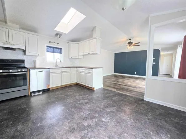 500 E 8th St SW, Slave Lake, AB T0G 2A4