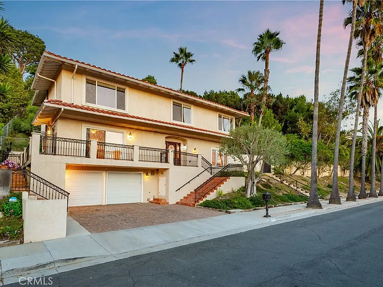 3554 Seaglen Dr — Photo 19