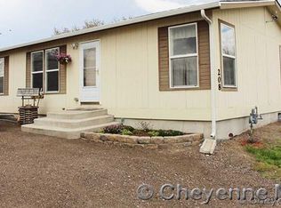 208 W 6th St, Cheyenne, WY 82007