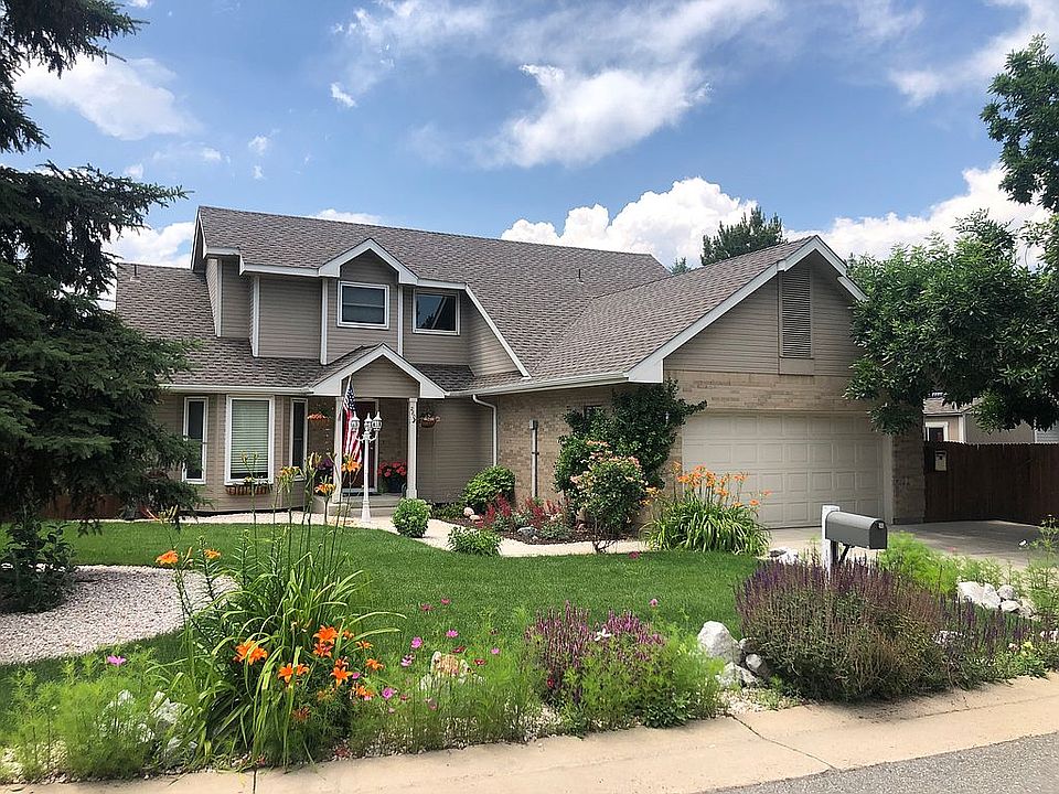 Home in Applewood Meadows