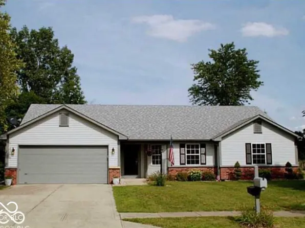 5578 Pine Knoll Blvd, Noblesville, IN 46062