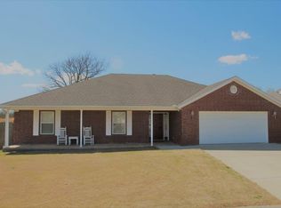 220 Hailey Dr, Centerton, AR 72719