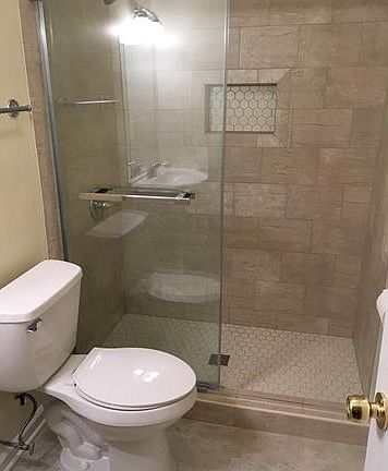 3rd image of 5310 W Franklin St APT 4
