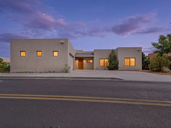 71 Avenida Frijoles, Santa Fe, NM 87507
