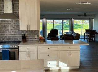 9936 W Mountain View Rd, Sun City, AZ 85351