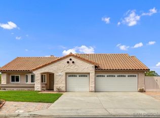 3909 Summer Way, Escondido, CA 92025