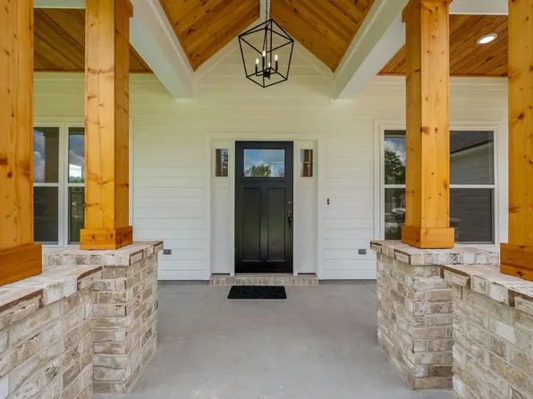 224 Linzy Store Rd, Crawfordville, FL 32327