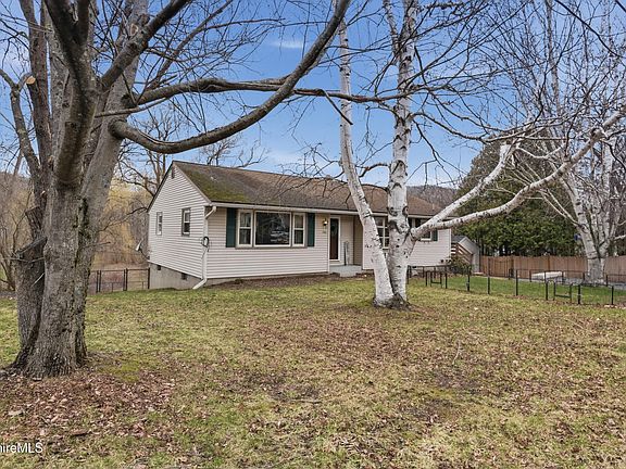 4th image of 106 Ingalls Rd
