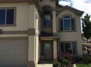 178 E Edgecrest Ln, North Salt Lake, UT 84054