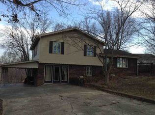 66 Hickory Ln, Greenville, KY 42345